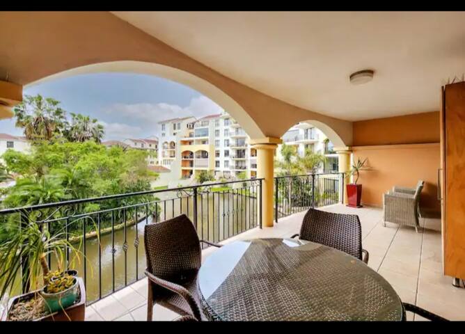 25% off Luxury 2 bed Island club gallery image 3