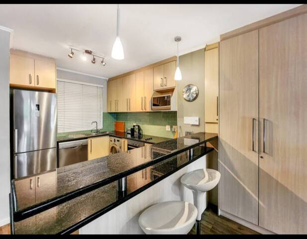 25% off Luxury 2 bed Island club gallery image 5