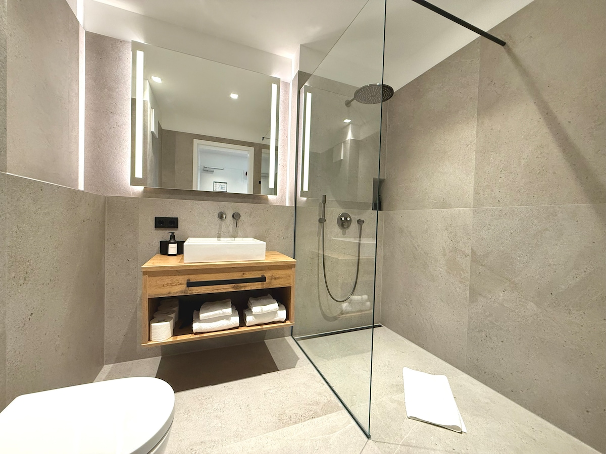 Exclusive apartment with kitchen for family and friends