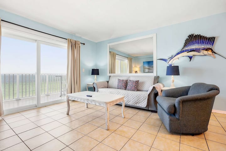The Summit 1021 - Condo With Beach Views - Panama City Beach, FL