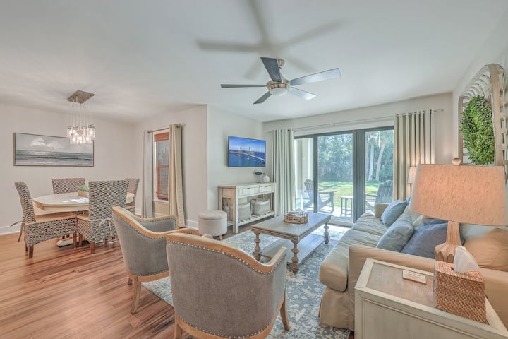 Stay Salty By Sandpiper | Near Beach - Seabrook Island, SC