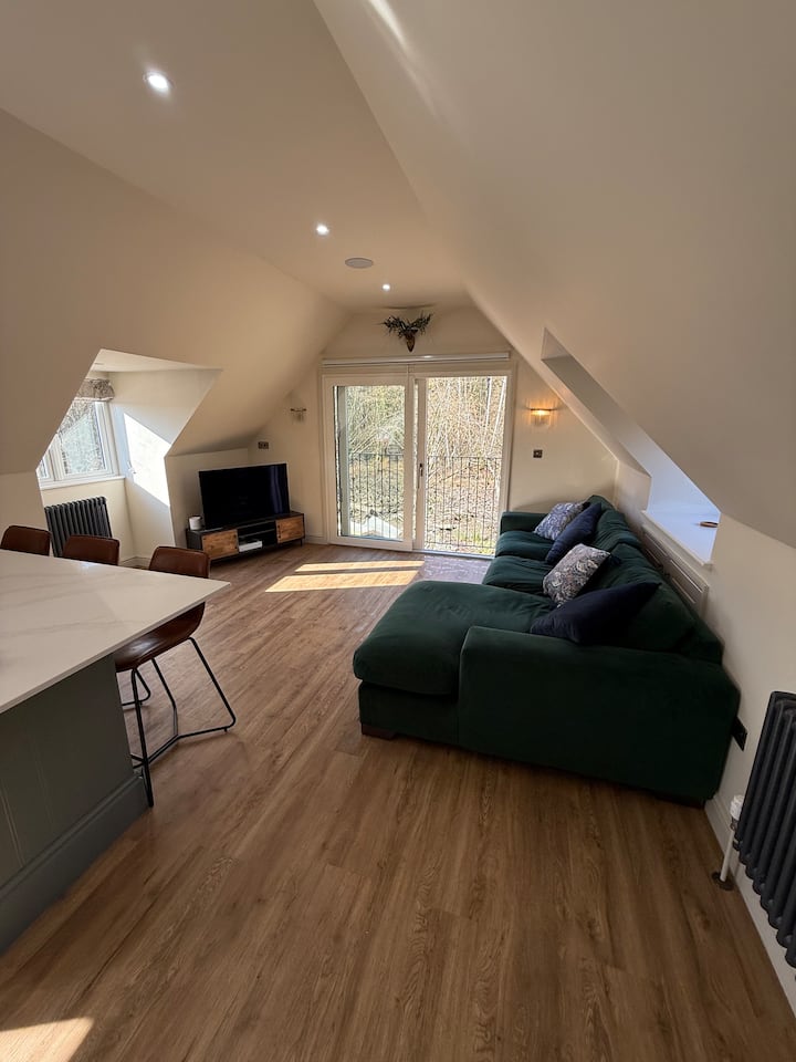 Dukes Flat - Cotswolds