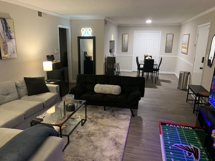 Walk To The Chattahoochee River From Charming Apt - Roswell, GA