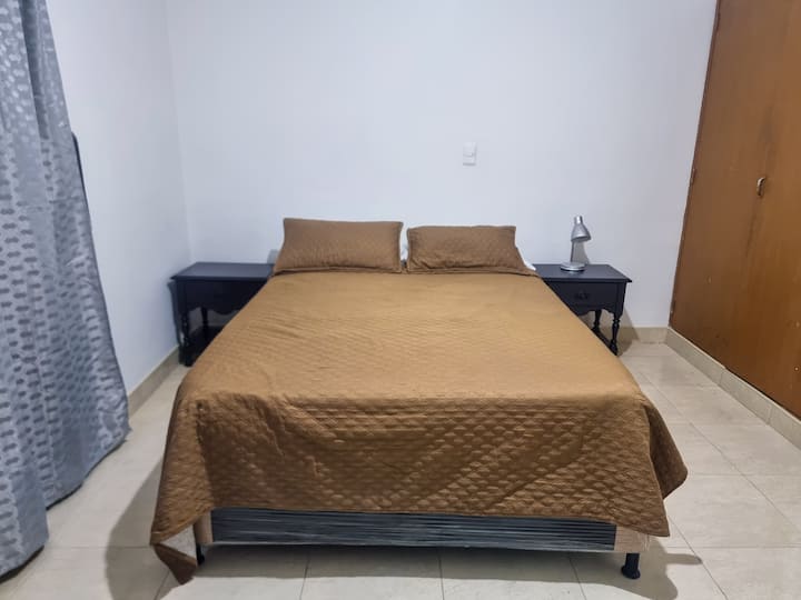 Dhomë gjumi 2
