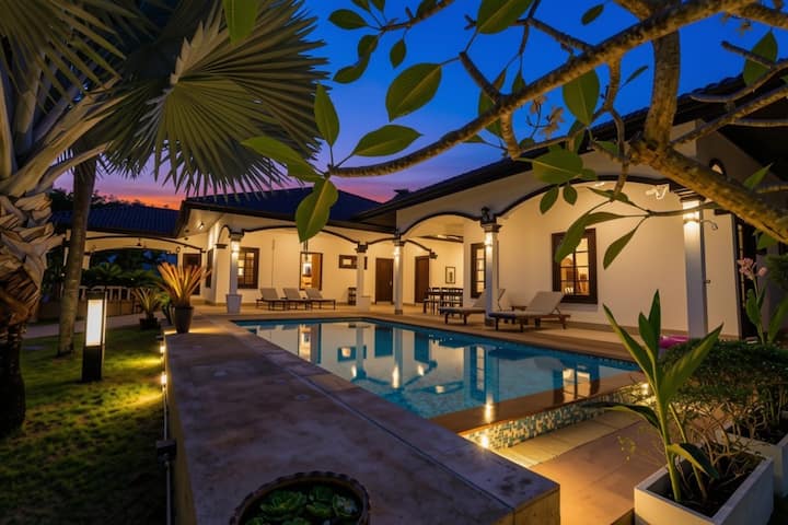 Kesorn Charming Authentic Thai Pool Villa Phuket - Phuket