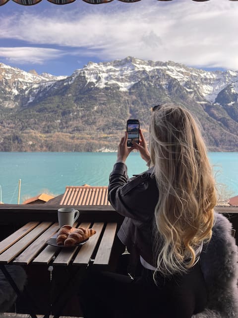 Breathtaking Lake & Mountain View Apartment nr.2