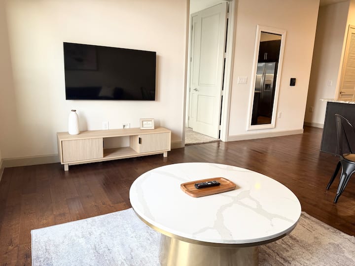 Bellaire Luxury Apt/ Med Center / Central Location - ベルエアー, TX