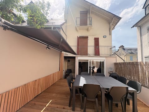 Family house for 12 people • Terrace • Near Luz
