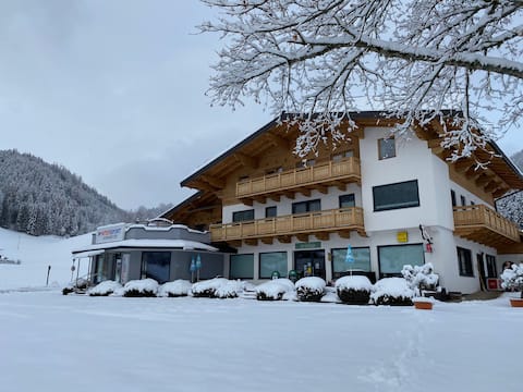 Cozy apartment located in the heart of Forstau