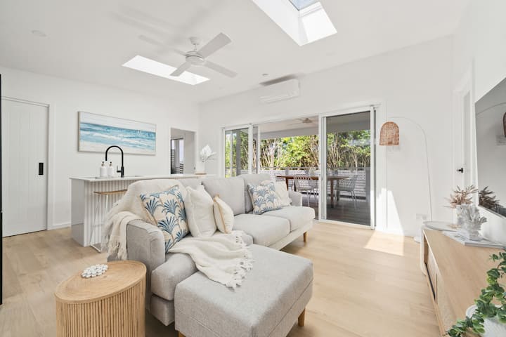 Spa & Sips Sanctuary! 2 Bathrooms! Terrigal - Terrigal