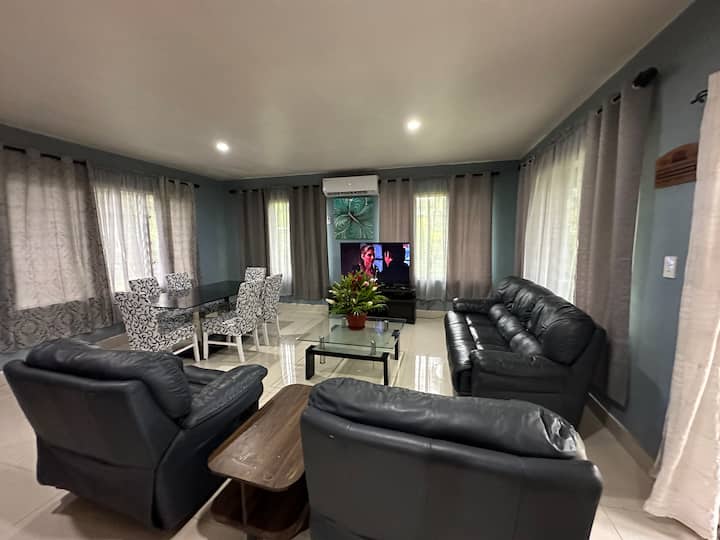 Private 3 Big Bedroom House @Siusega - Apia