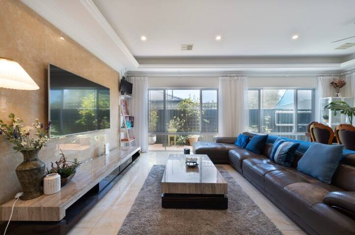 Carlisle near airport, Perth CBD, crown casino