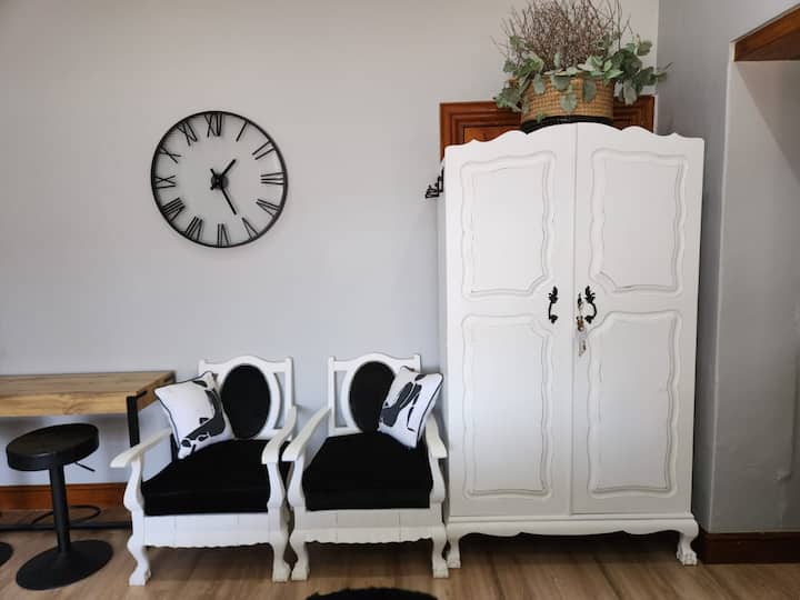 Le Graan Guestroom - Malmesbury