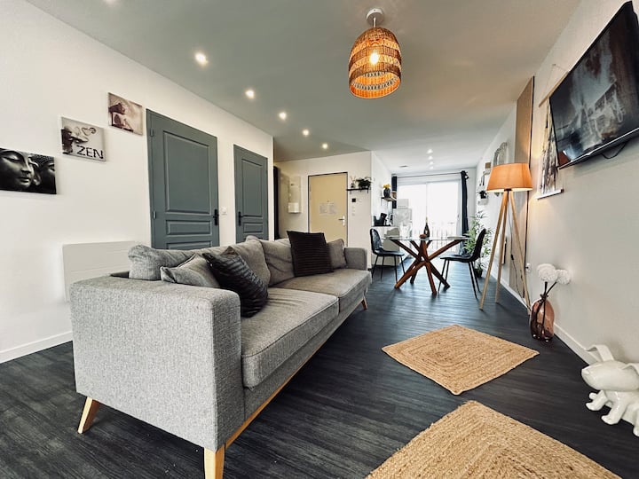 Le Repos Des Dieux Studio Avec Jacuzzi Et Sauna - Reims