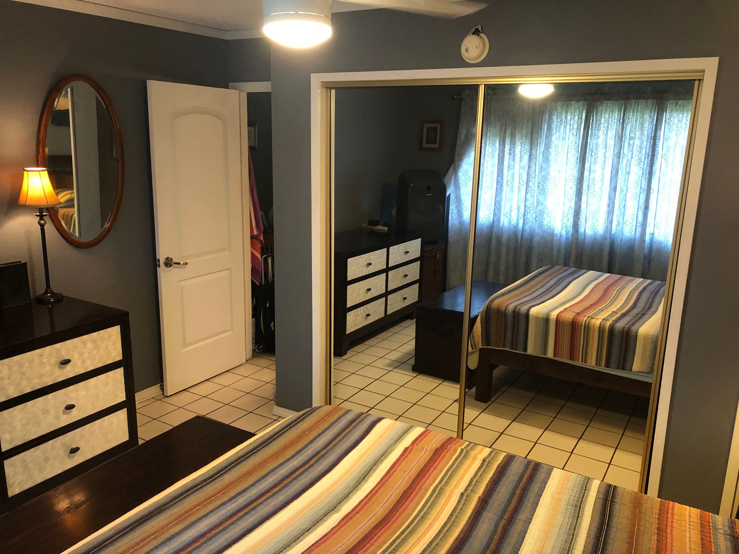 Peaceful, comfortable island home - Image 13