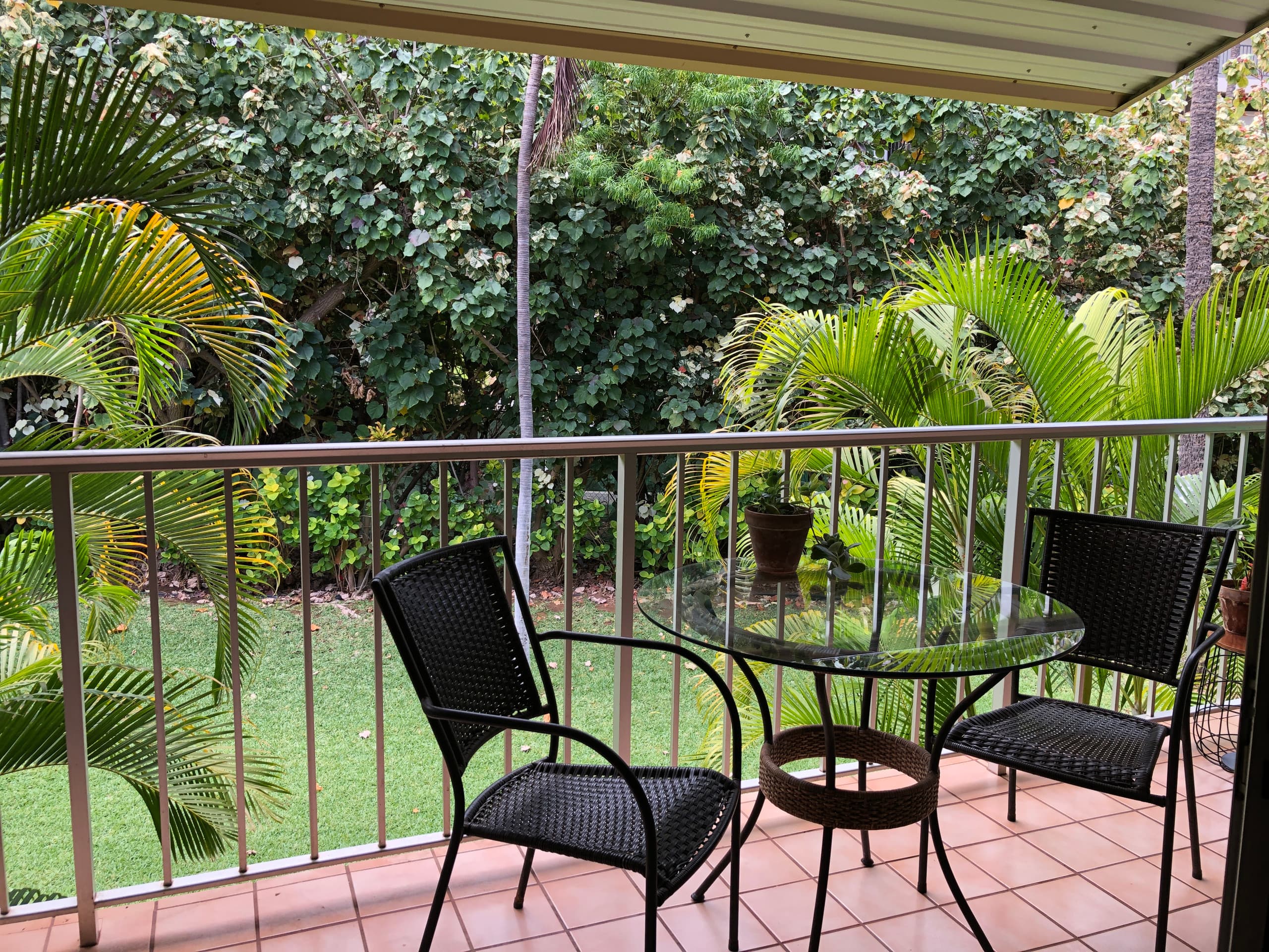 Peaceful, comfortable island home - Image 18