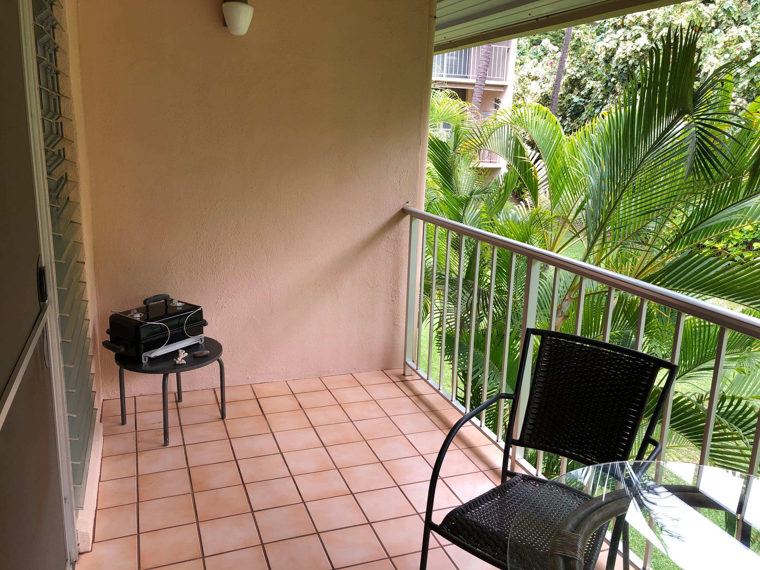 Peaceful, comfortable island home - Image 20