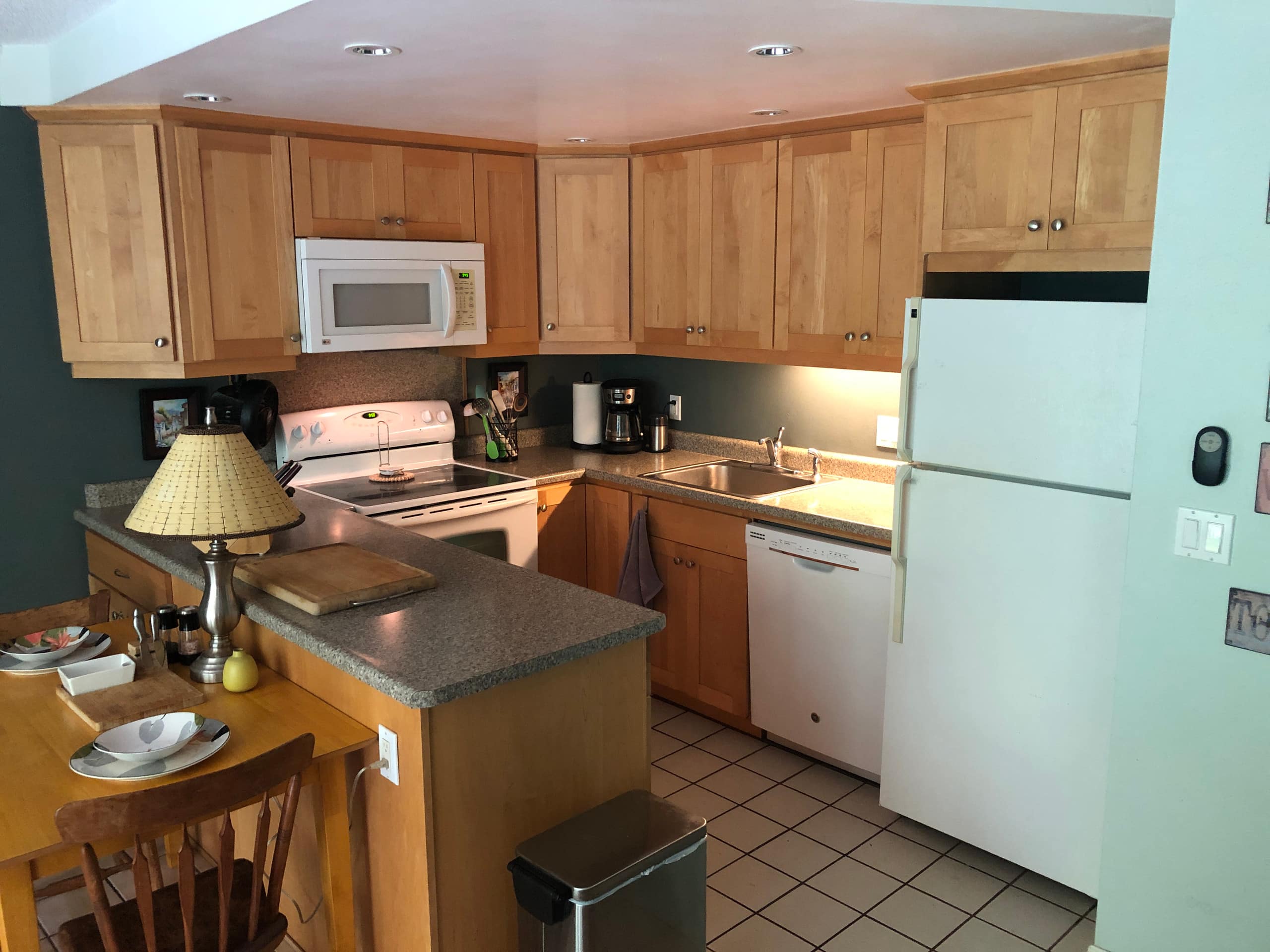 Peaceful, comfortable island home - Image 10