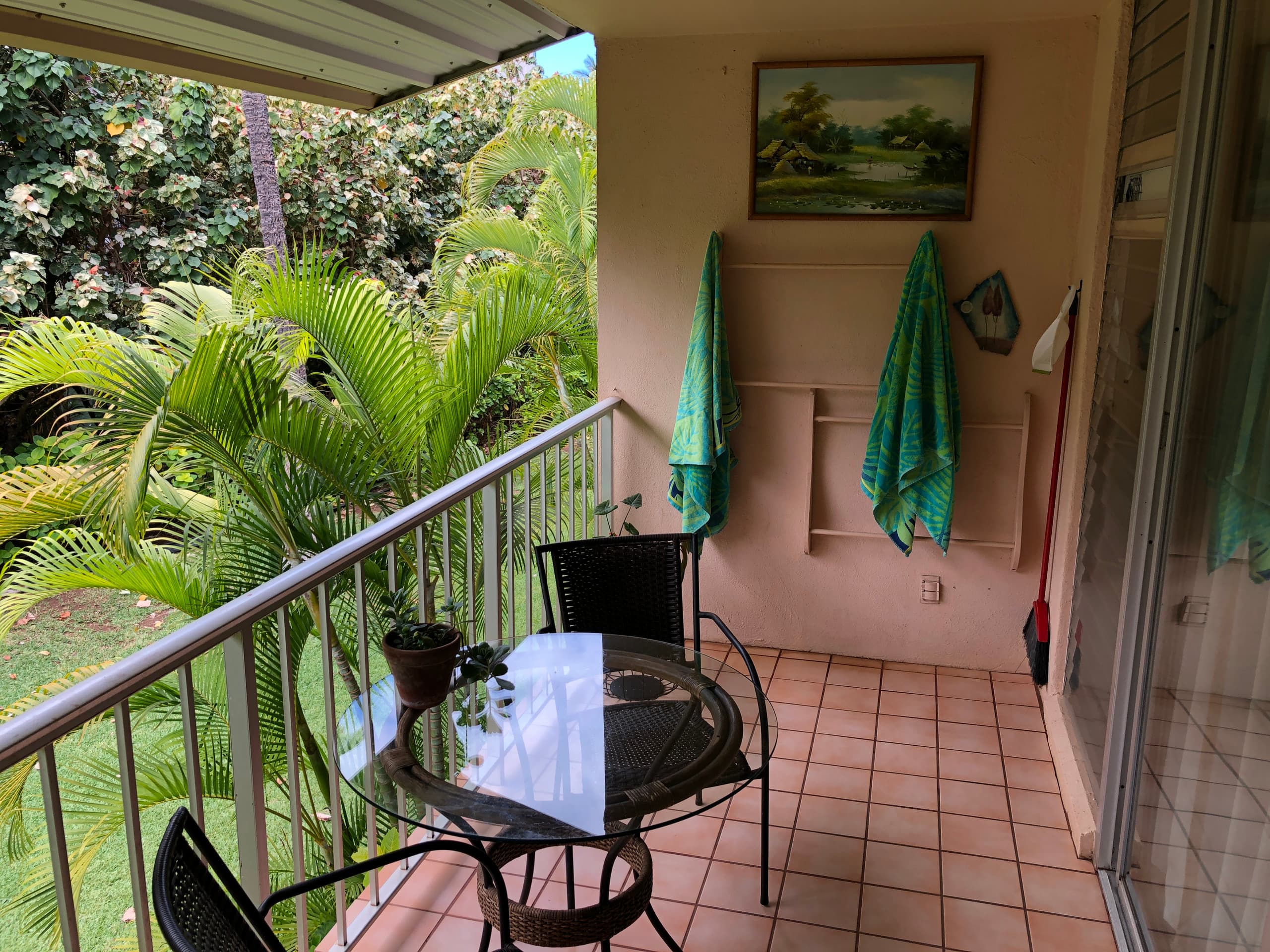 Peaceful, comfortable island home - Image 19
