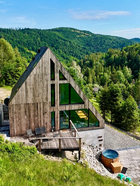Cottage in Szczyrk sauna & hot tub