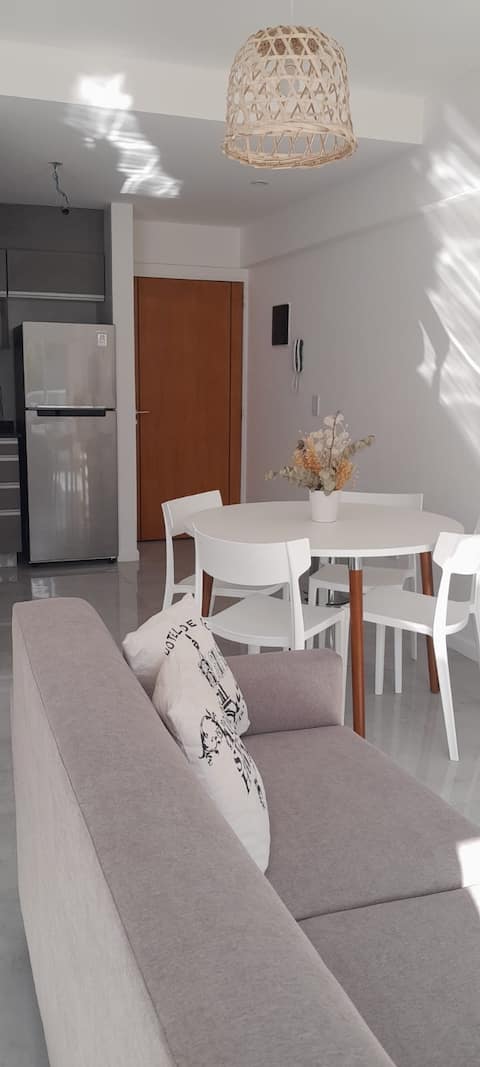 Popular Airbnb listing: Modern and Cozy Studio for 2 + Washing Machine in Villa Urquiza