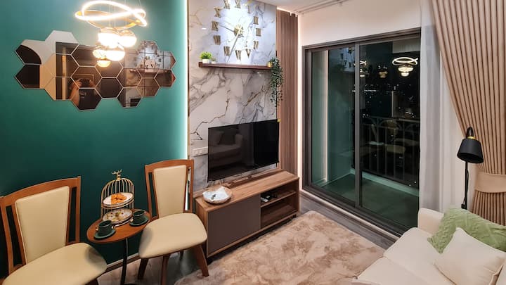 Smart Home W/ Stunning View <100m Bts & Foodland - Bangkok