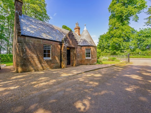 West Lodge