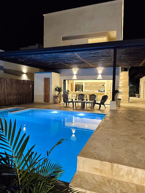 Cozy House + AC + WiFi + Kitchen + Pool @Córdoba