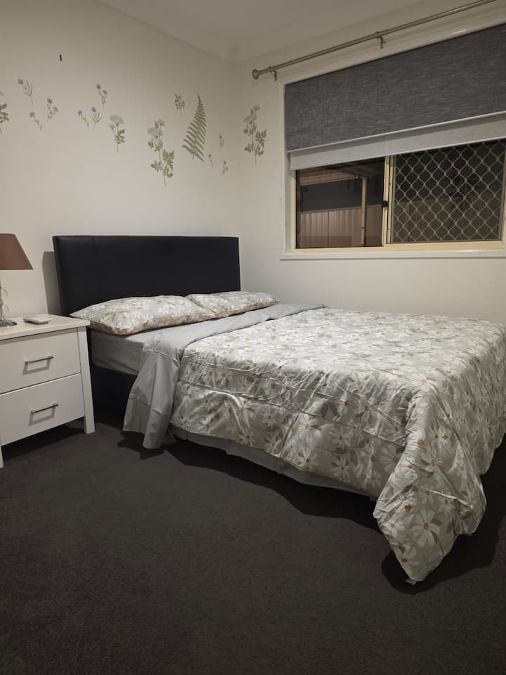 غرفة النوم 2