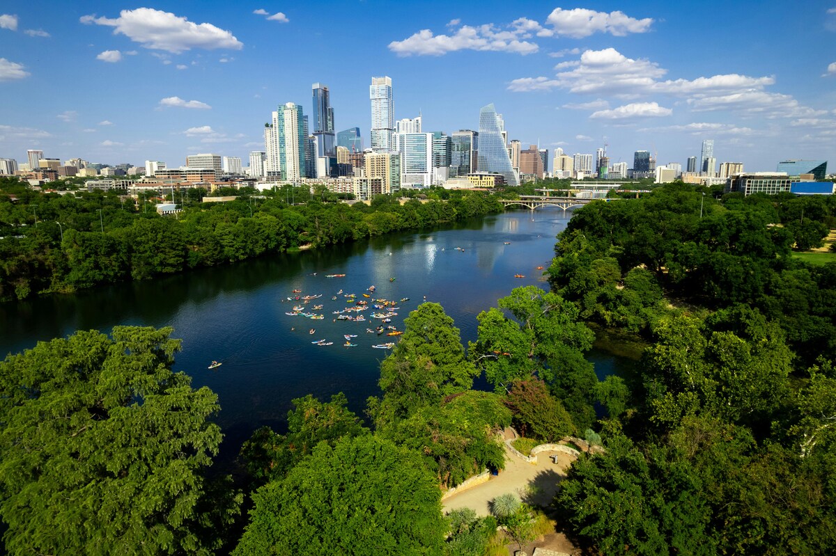 Stylish S Austin Retreat with Private Patio & Yard