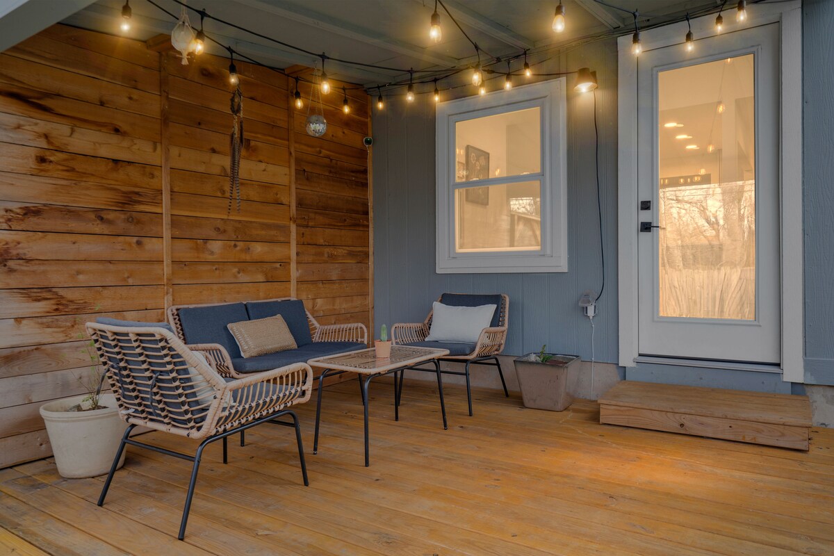 Stylish S Austin Retreat with Private Patio & Yard