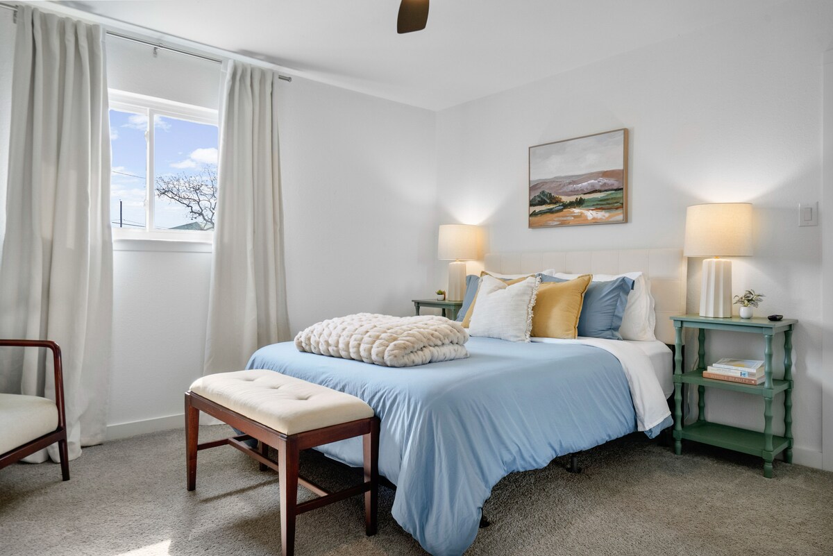 Stylish S Austin Retreat with Private Patio & Yard
