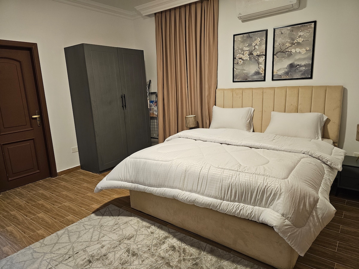 غرفة النوم 1