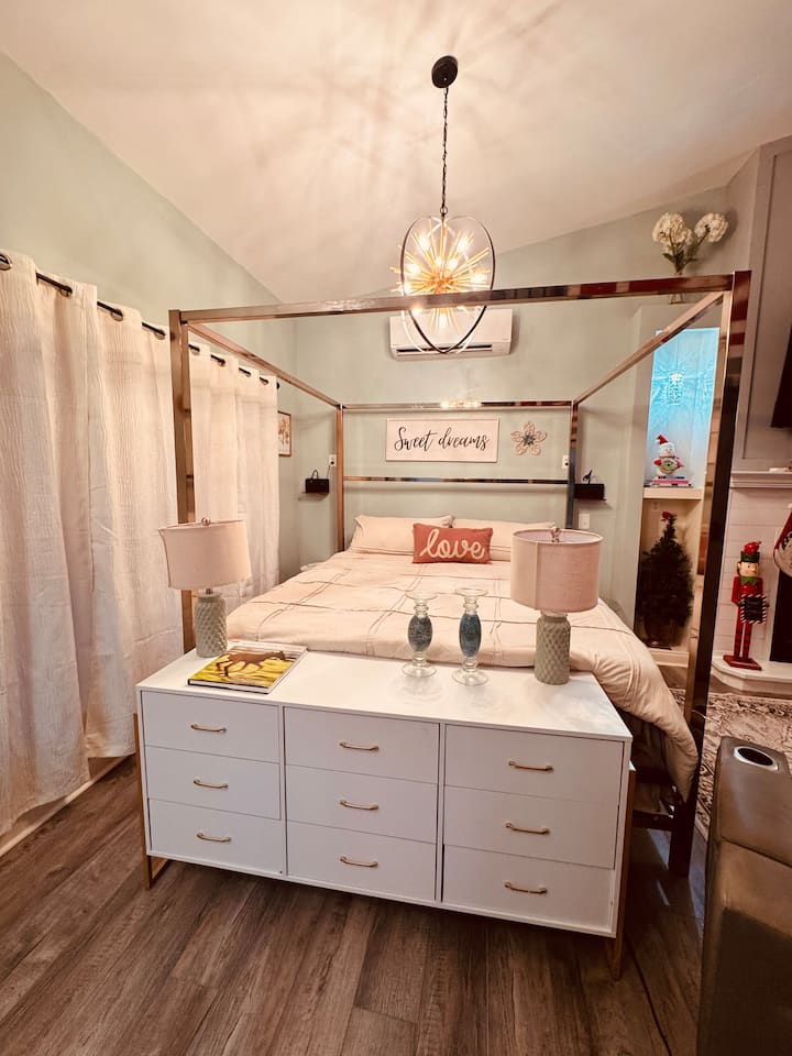 غرفة النوم 1