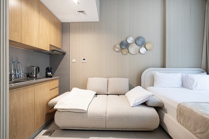 Special Edition 50th Anniversary Studio By Bch - Sharjah