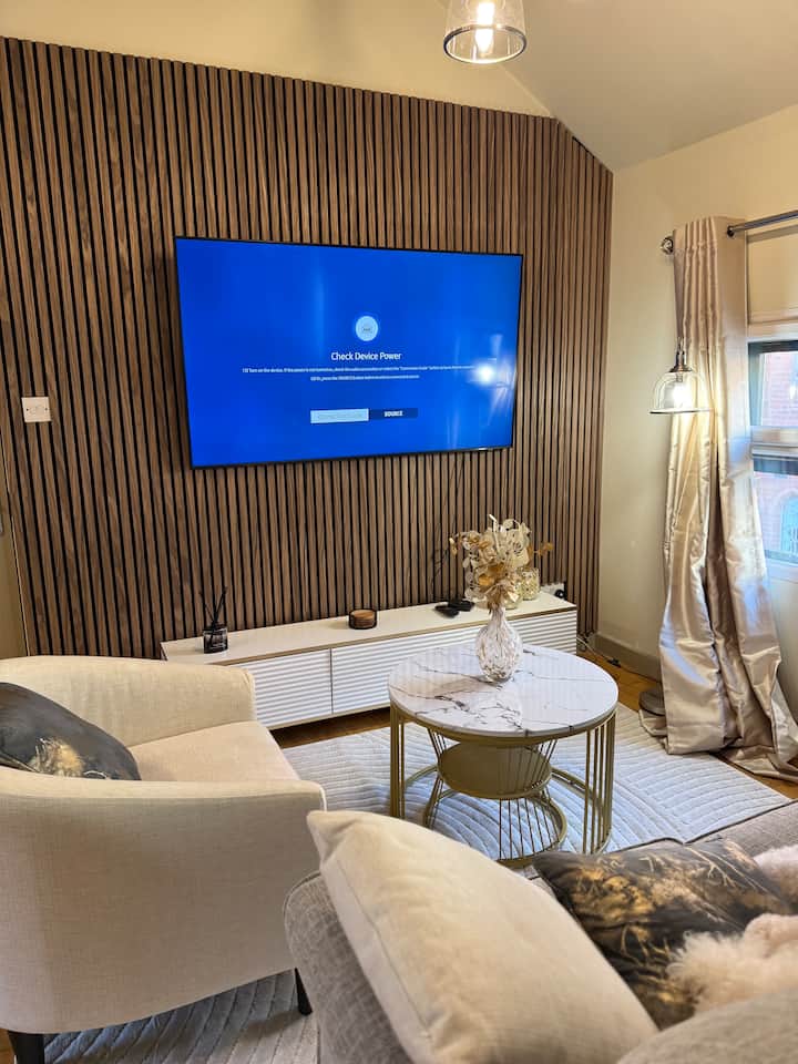 Hayloft Studio Apartment - Royal Leamington Spa