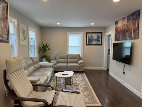Very nice home close to Boston