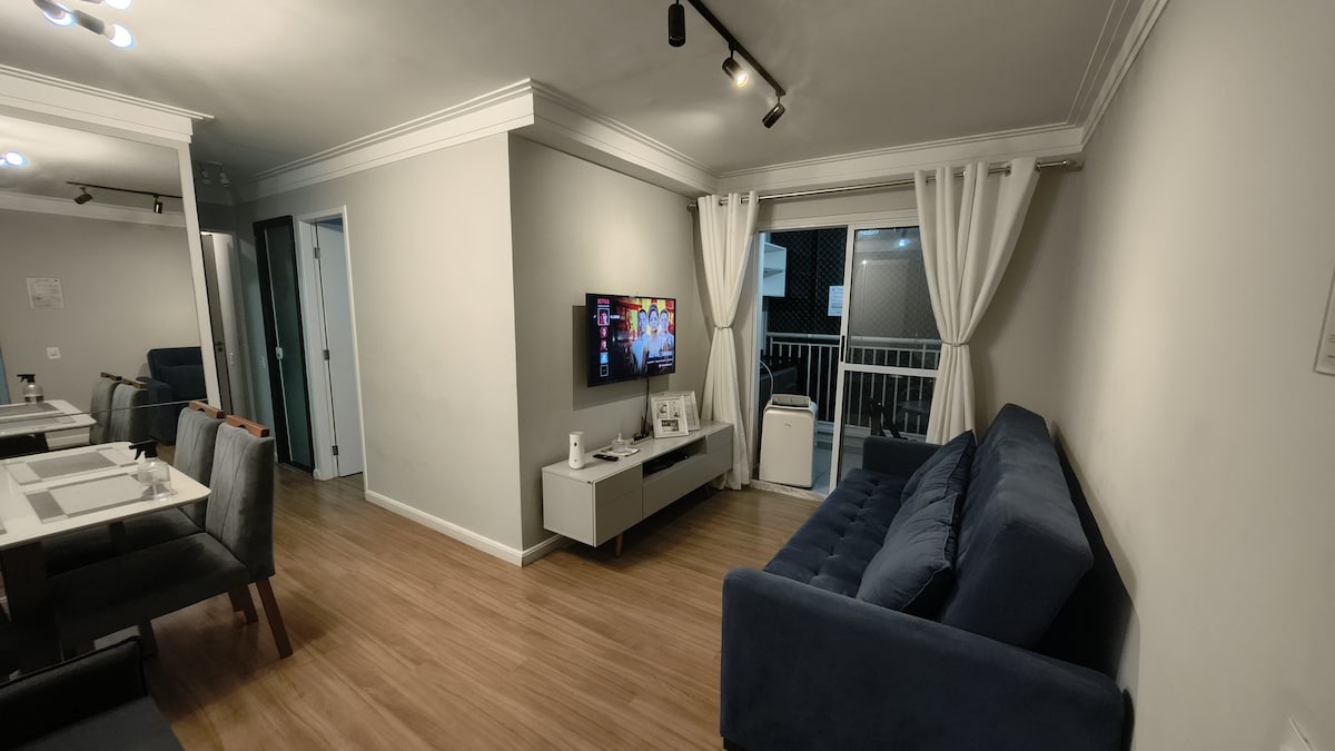 Anúncio popular: Apartment with AC - 5 min Expo Center Norte, free parking em Vila Guilherme