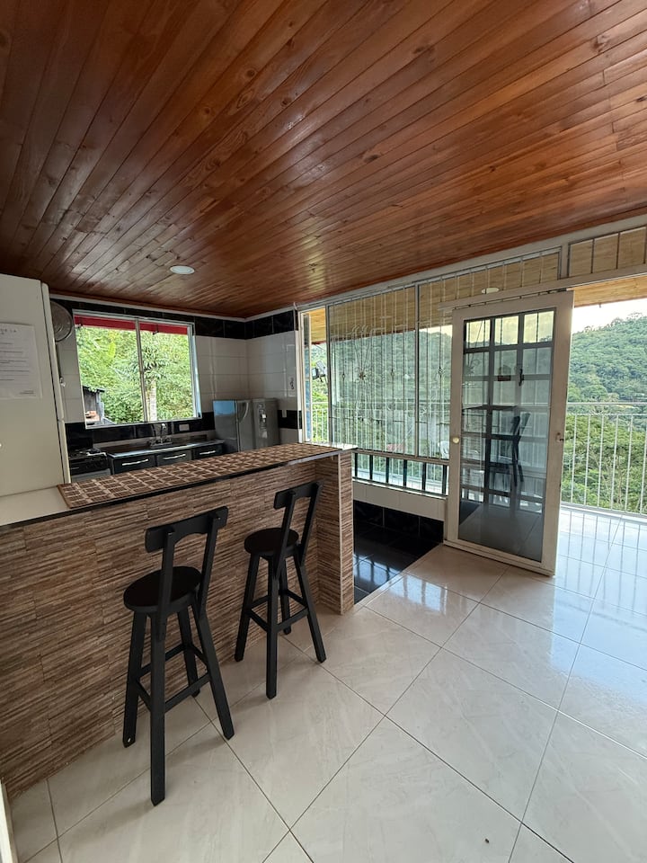 Casa De Descanso En Villeta - Villeta