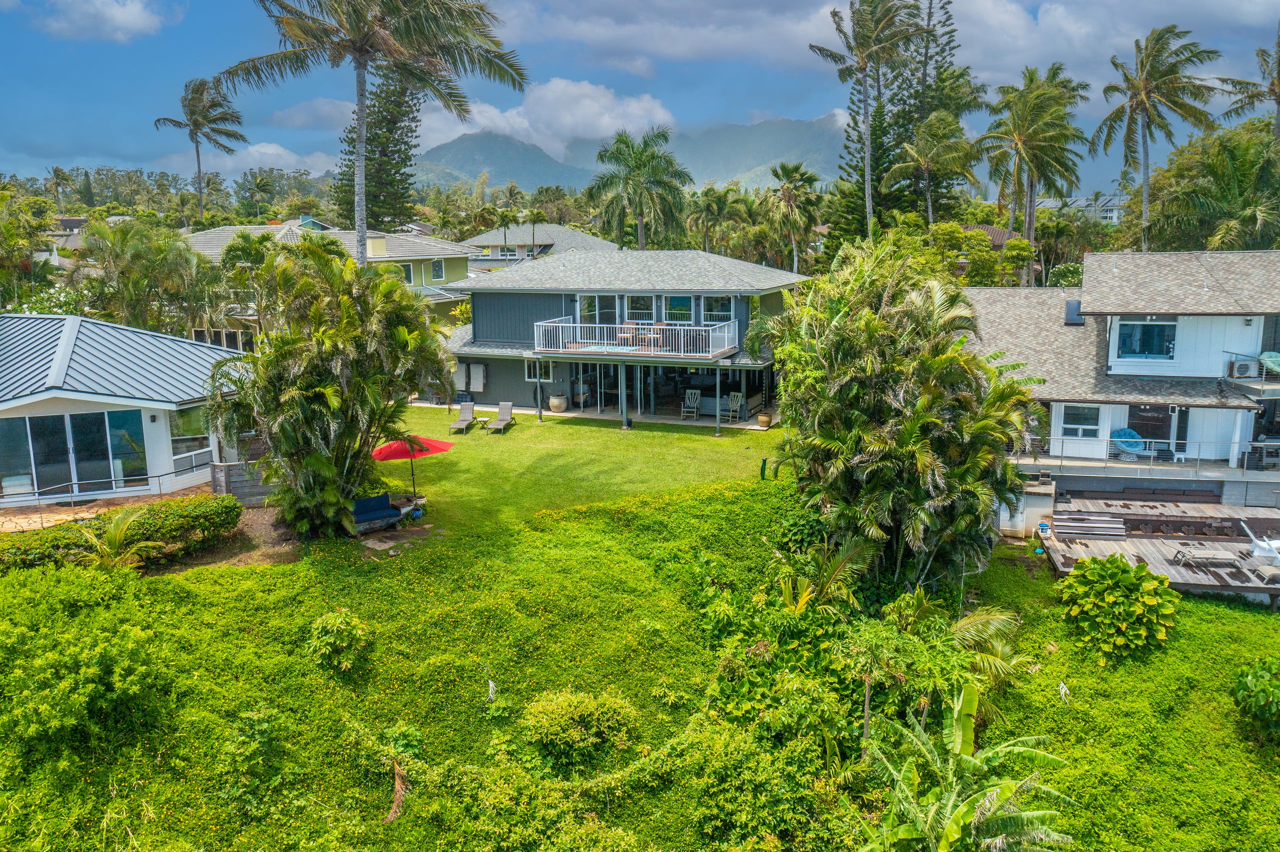 Couple's Kauai Cliffside Retreat with A/C - Image 44
