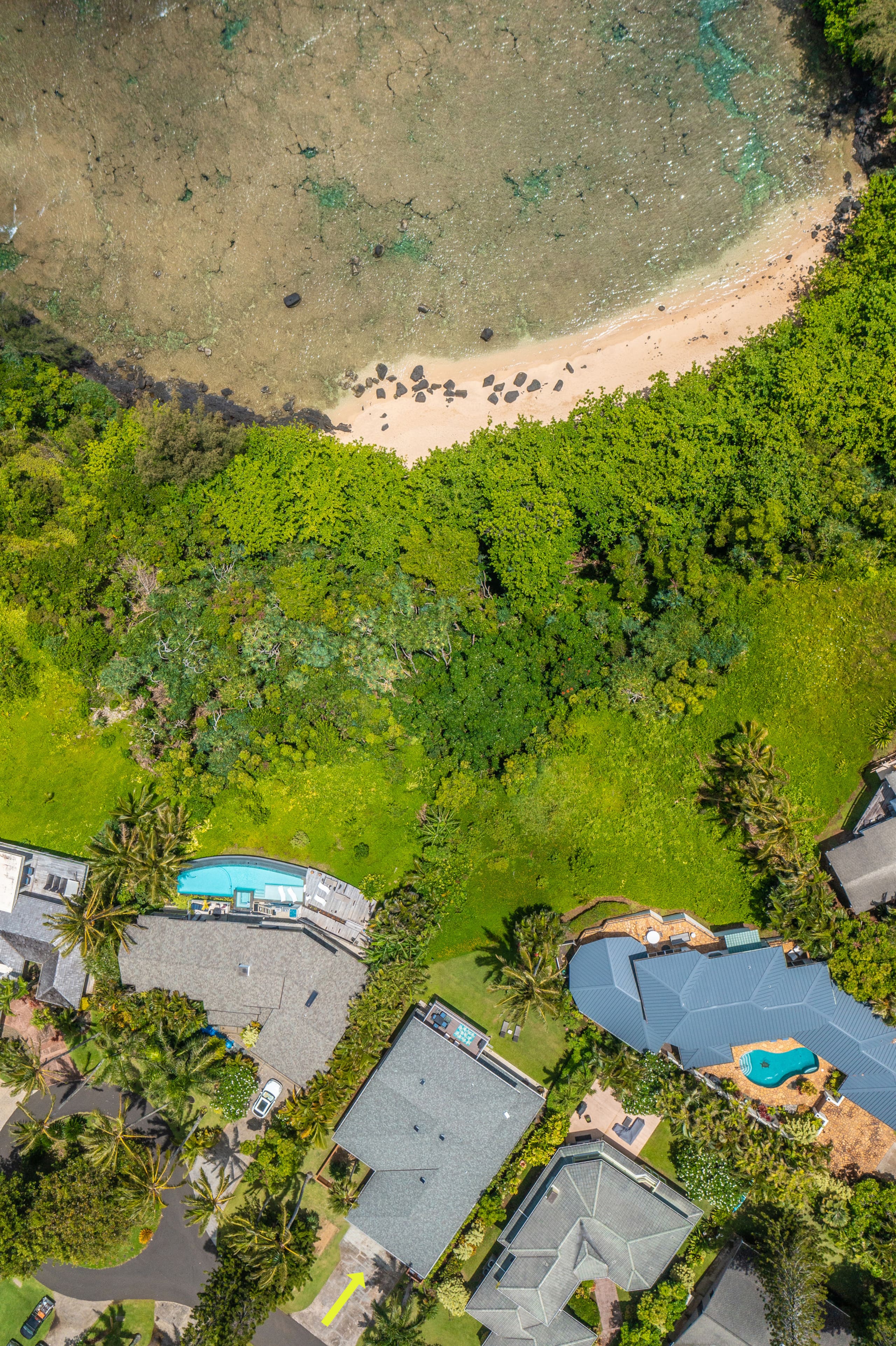 Couple's Kauai Cliffside Retreat with A/C - Image 46