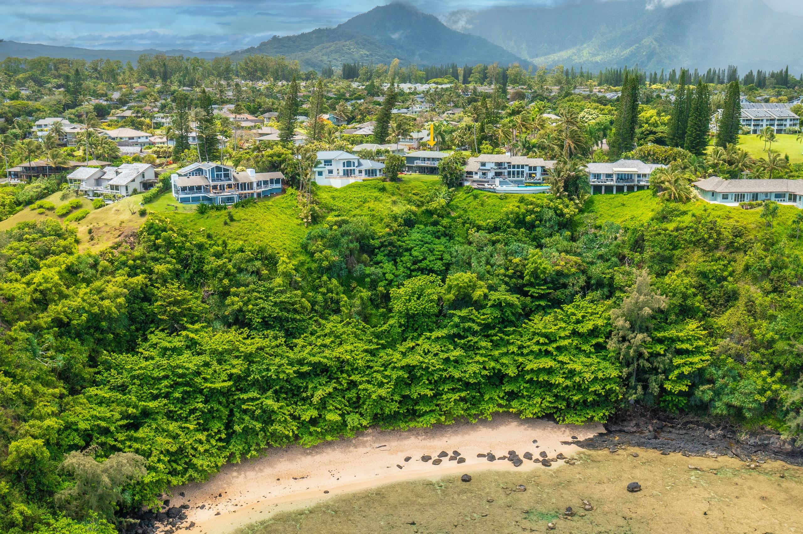 Couple's Kauai Cliffside Retreat with A/C - Image 39