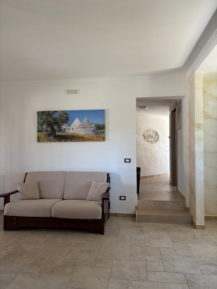 Trullo Abbracciavento - Apulia