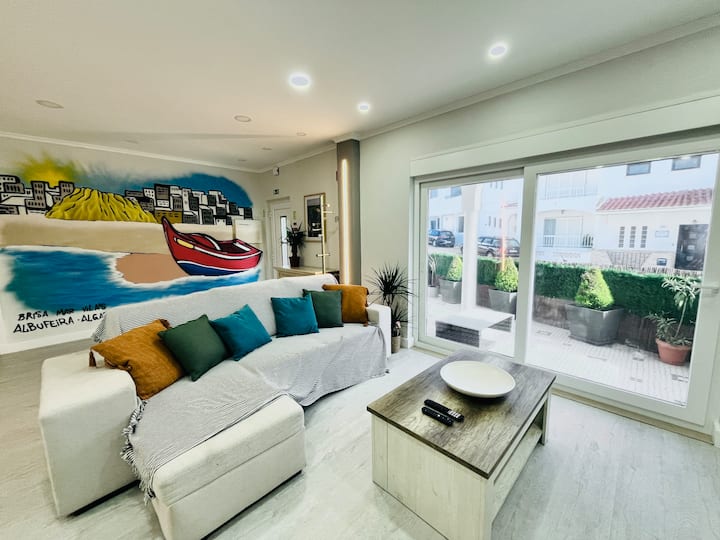 Brisamarvilas:sea View, 5 Min Walk To Town & Beach - Albufeira