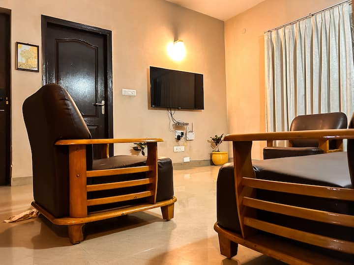 Nitya Nikunj | 2bhk Near Prem Mandir | Fast Wifi - Vrindavan