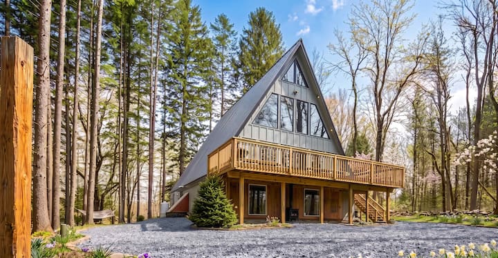 A-frame Cabin In The Pines | Spacious New Retreat - Pennsylvania