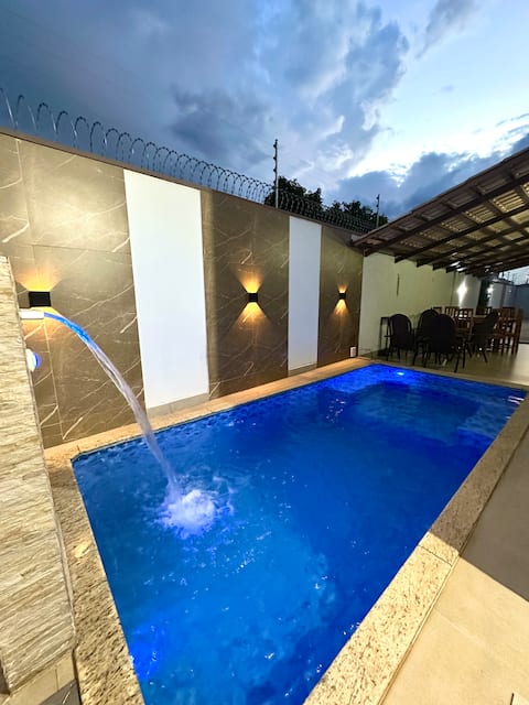 Davisis Luxury 3-Bedroom House Pool Next to Graciosa