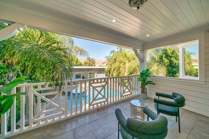 Crystal Outstanding House w Heated Pool & Jacuzzi gallery image 5