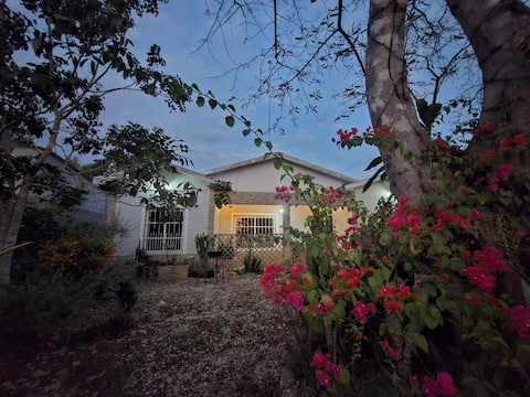 Casa Las Magnolias