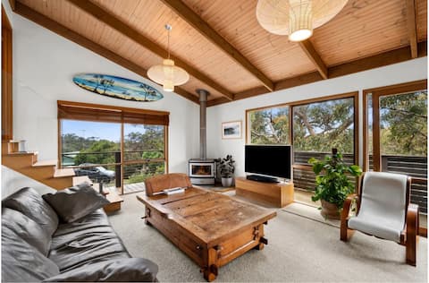 Popular Airbnb listing: Beach House in the Treetops in Anglesea